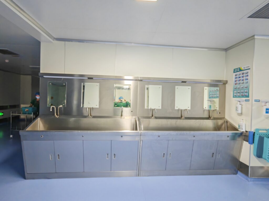 lavabo médico de acero 304 para tres personas